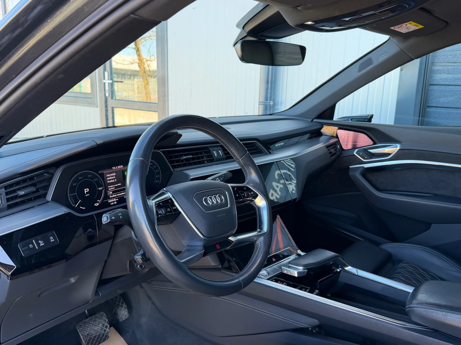 Audi E-Tron Sportback 55 Quattro S edition 408kc, снимка 10 - Автомобили и джипове - 53785601