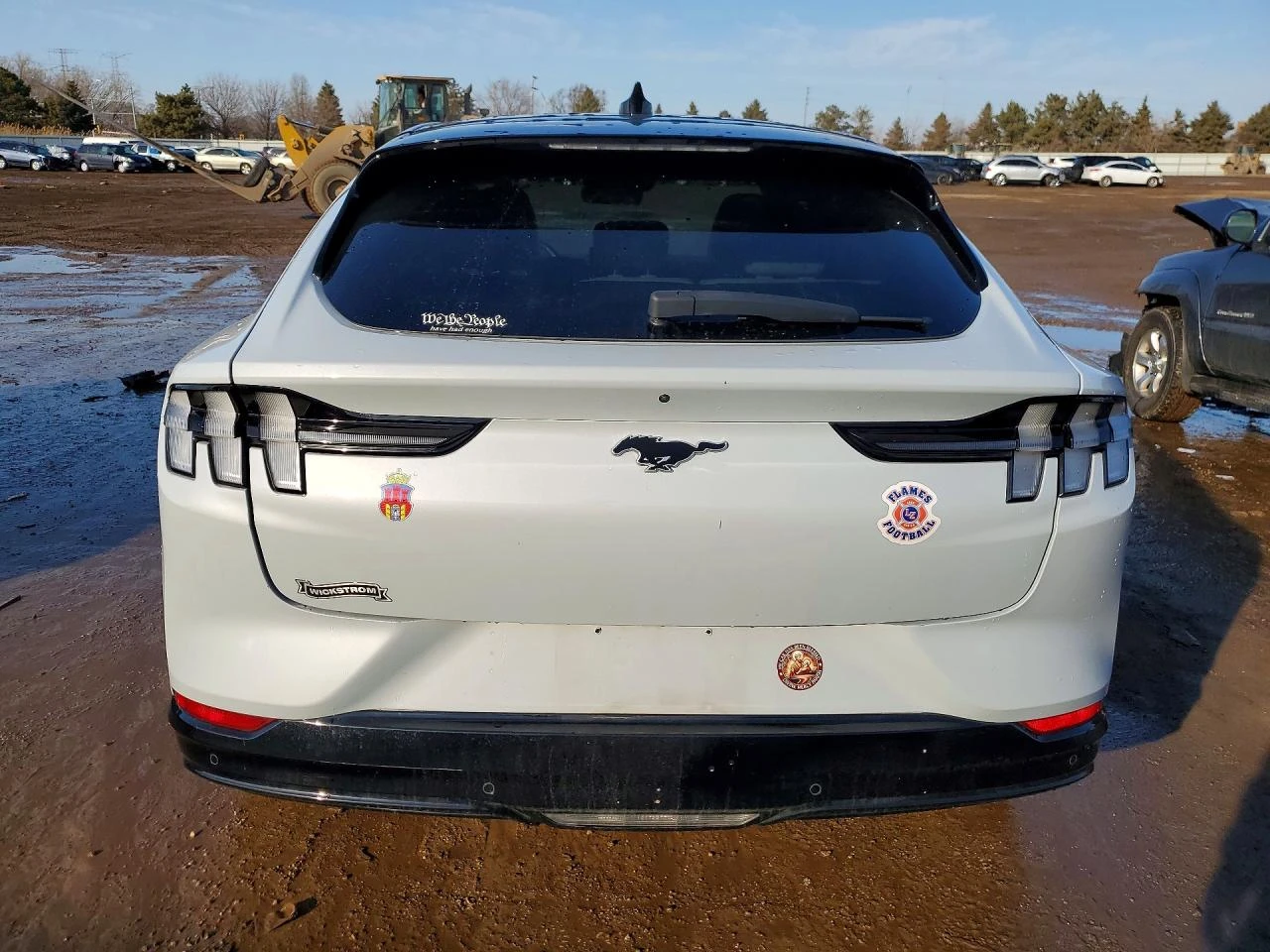 Ford Mustang Mach-E Premium, снимка 6 - Автомобили и джипове - 53947392