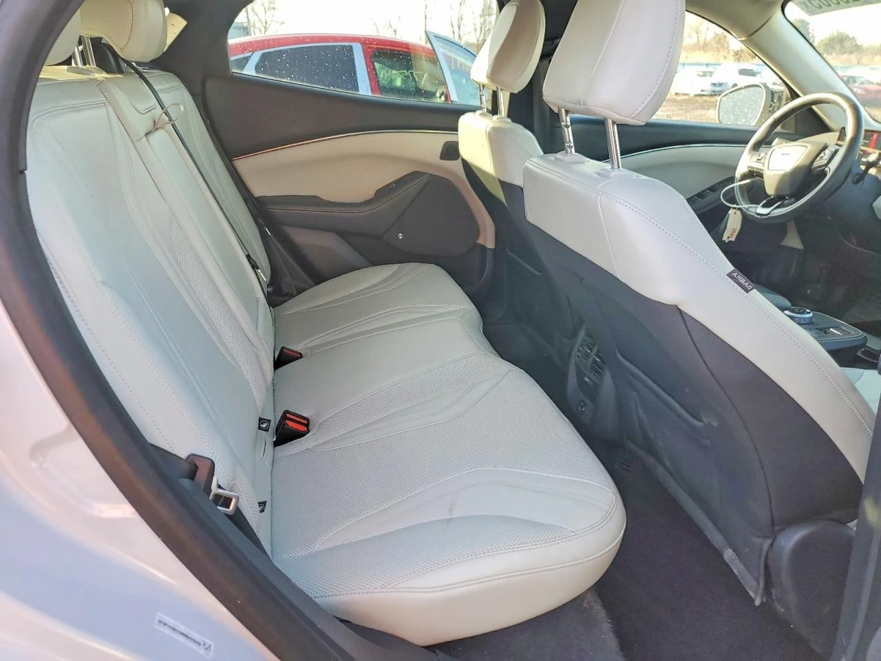 Ford Mustang Mach-E Premium, снимка 10 - Автомобили и джипове - 53947392