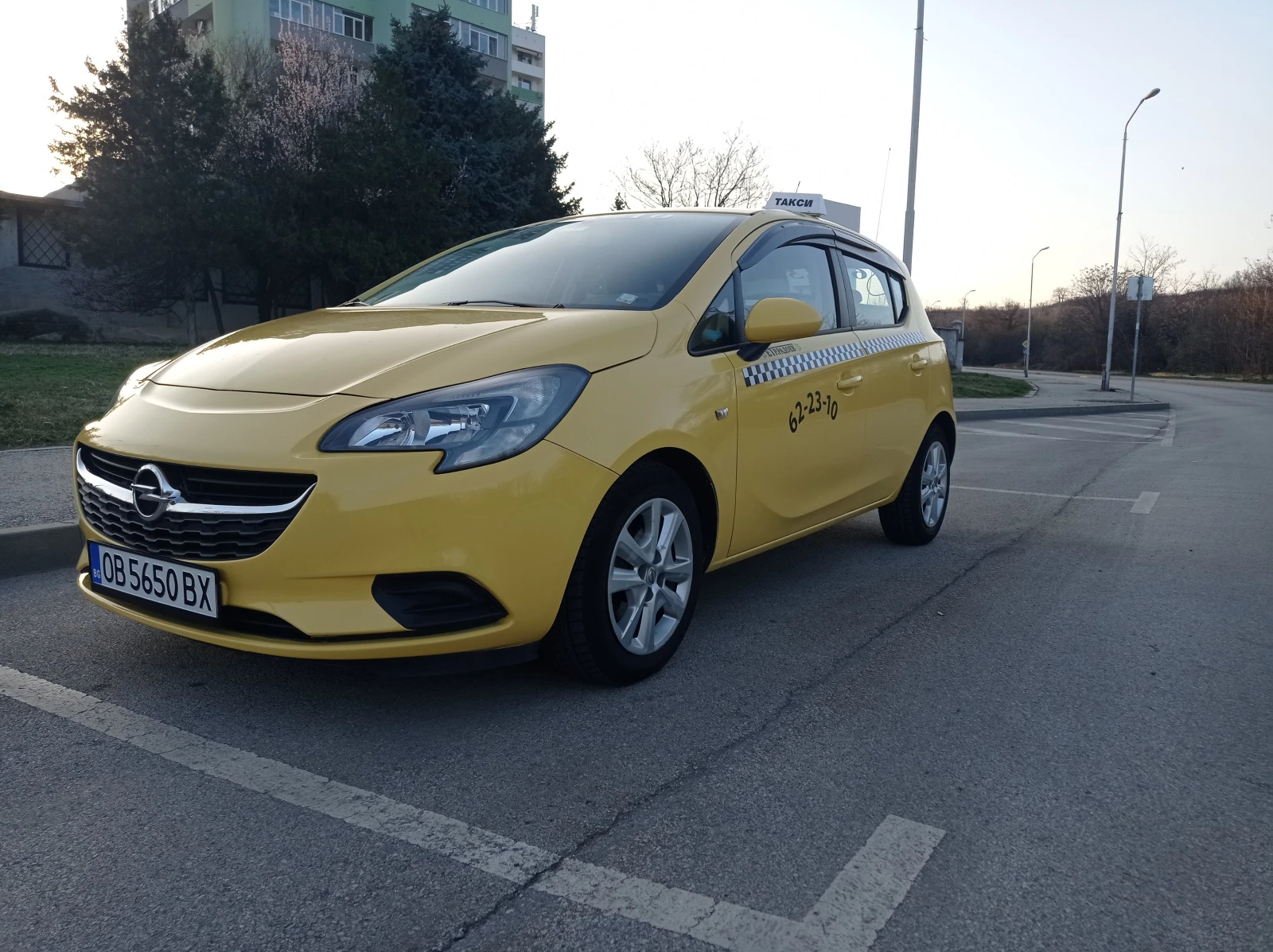 Opel Corsa Е.1.4/90кс Без Турбо* , снимка 5 - Автомобили и джипове - 54077892