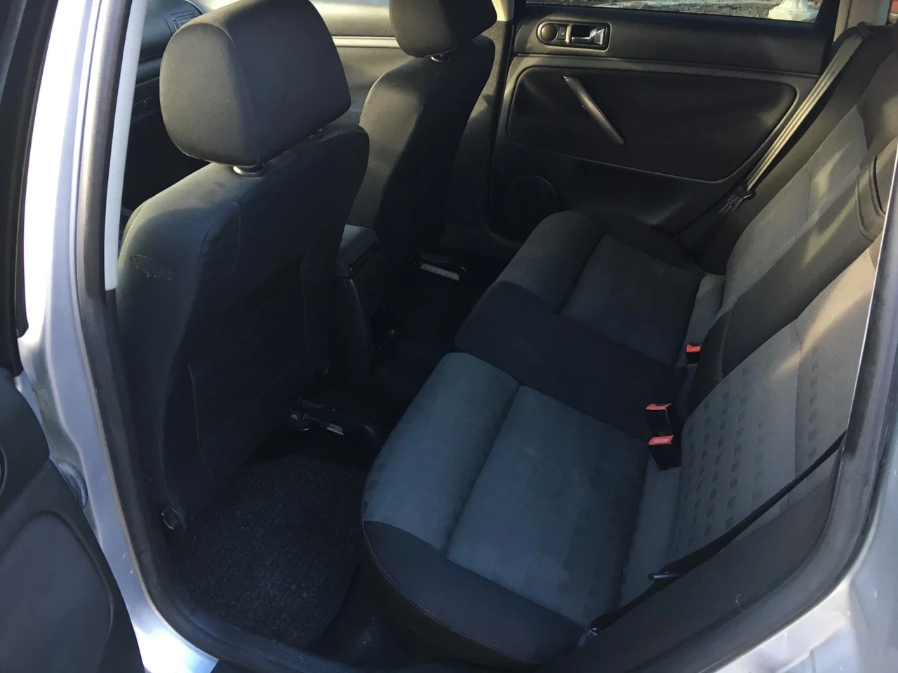 VW Passat 1.9TDI 4MOTION, снимка 9 - Автомобили и джипове - 54314077