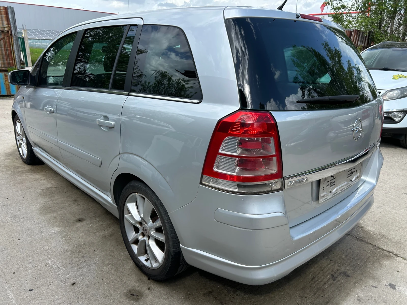 Opel Zafira 1.7CDTI 7 МЕСТА , снимка 4 - Автомобили и джипове - 54510755