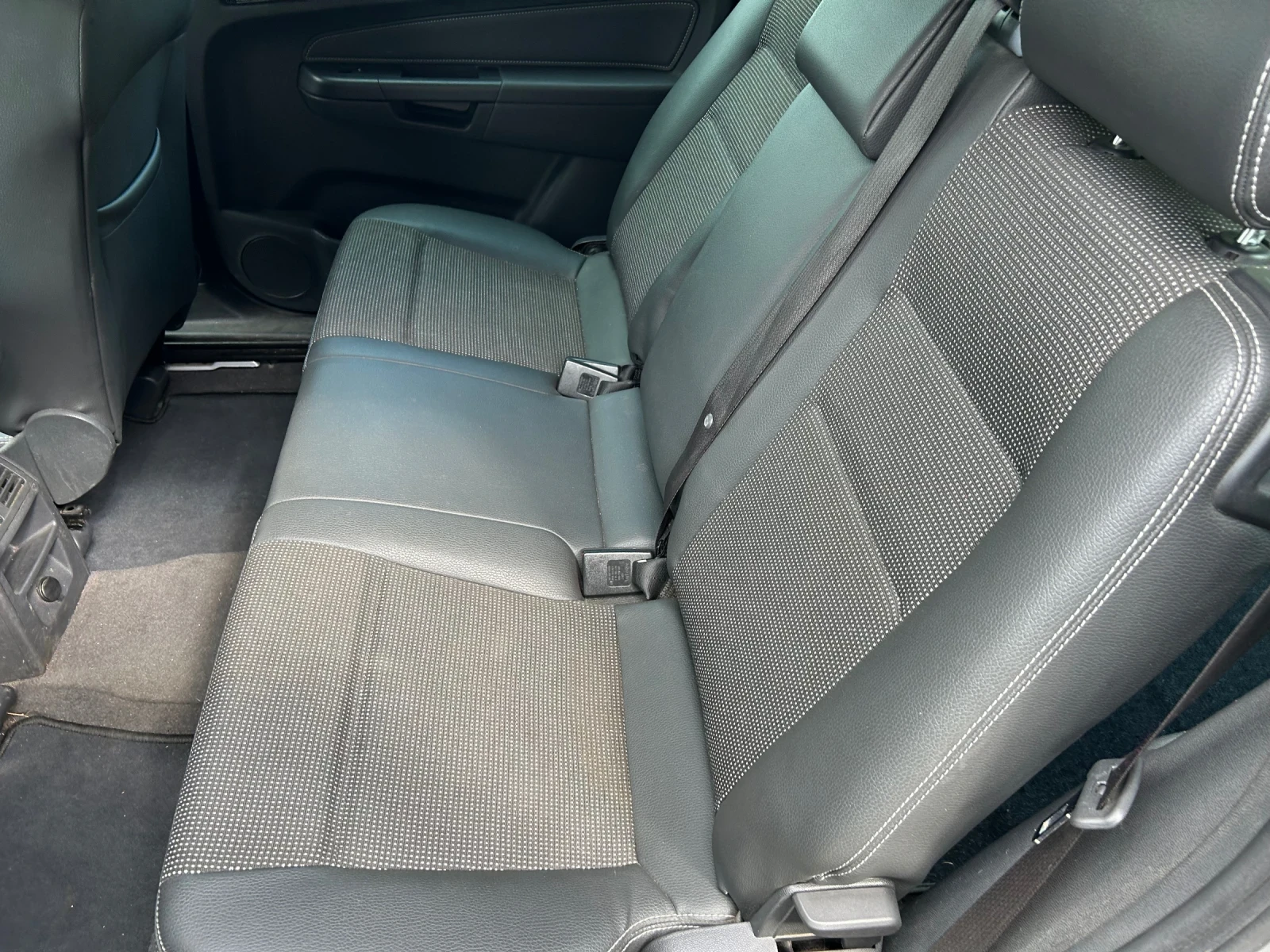Opel Zafira 1.7CDTI 7 МЕСТА , снимка 6 - Автомобили и джипове - 54510755