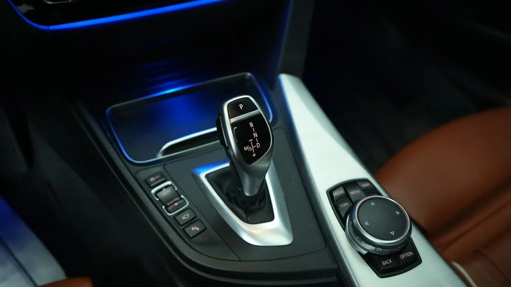 BMW 440 xDrive Coupe AWD * Harman Cardon * , снимка 10 - Автомобили и джипове - 54633646