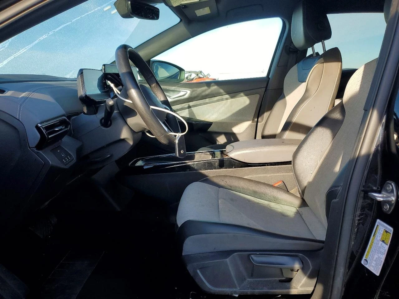 VW ID.4 PRO, снимка 7 - Автомобили и джипове - 54641346