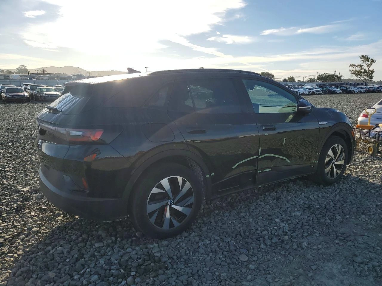 VW ID.4 PRO, снимка 3 - Автомобили и джипове - 54641346
