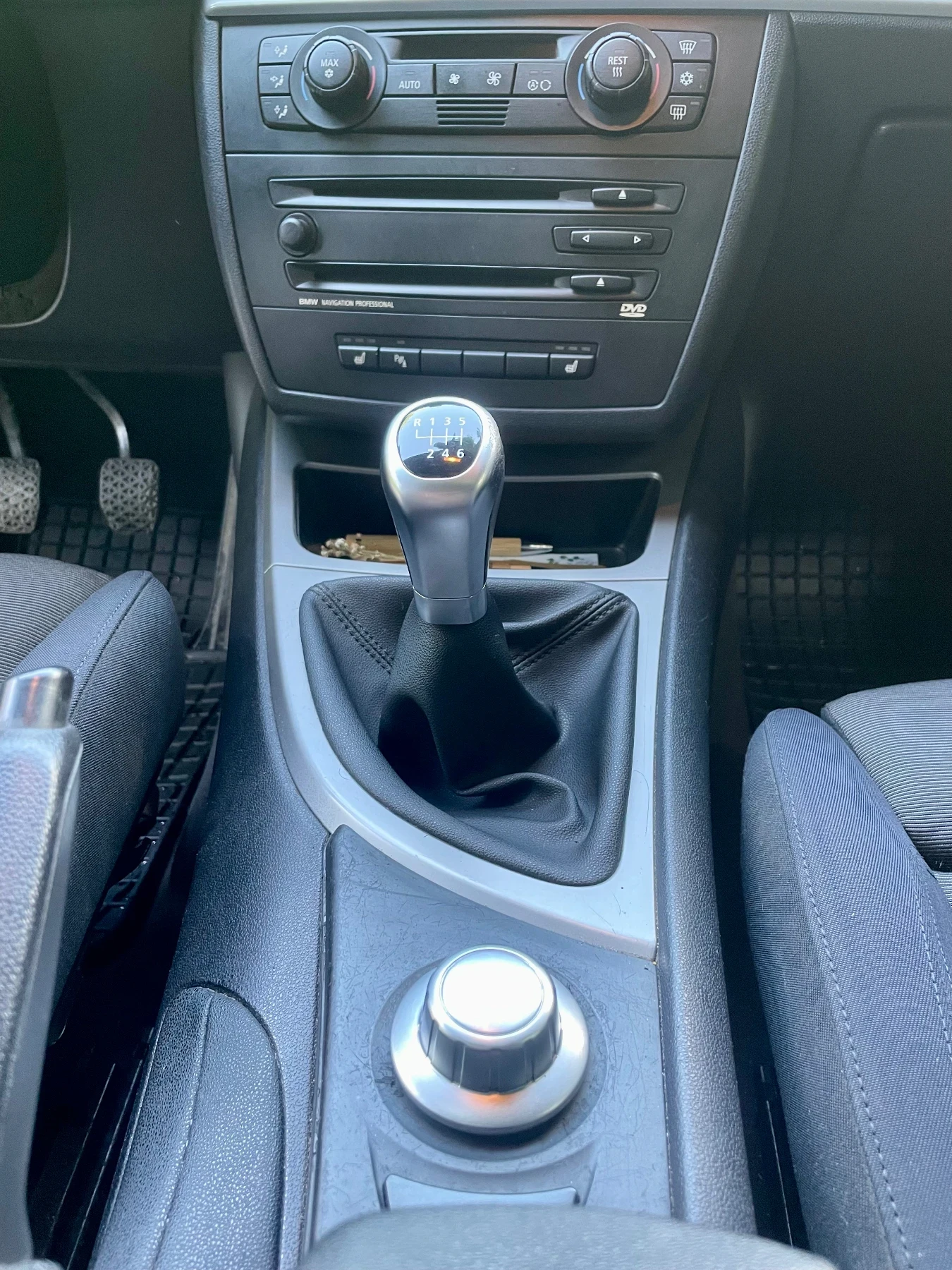 BMW 118, снимка 14 - Автомобили и джипове - 54812333