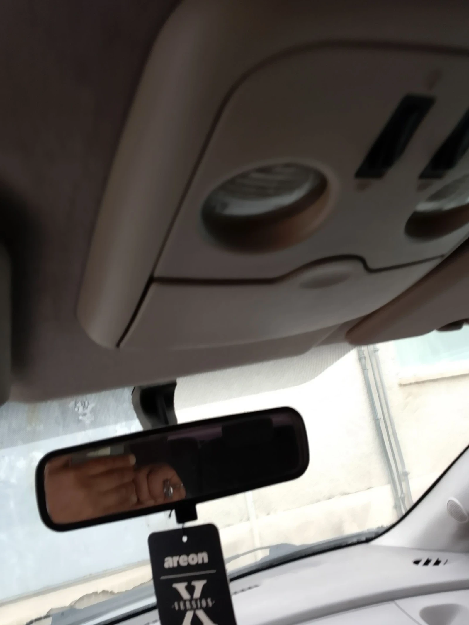 Nissan Almera tino, снимка 7 - Автомобили и джипове - 54824541