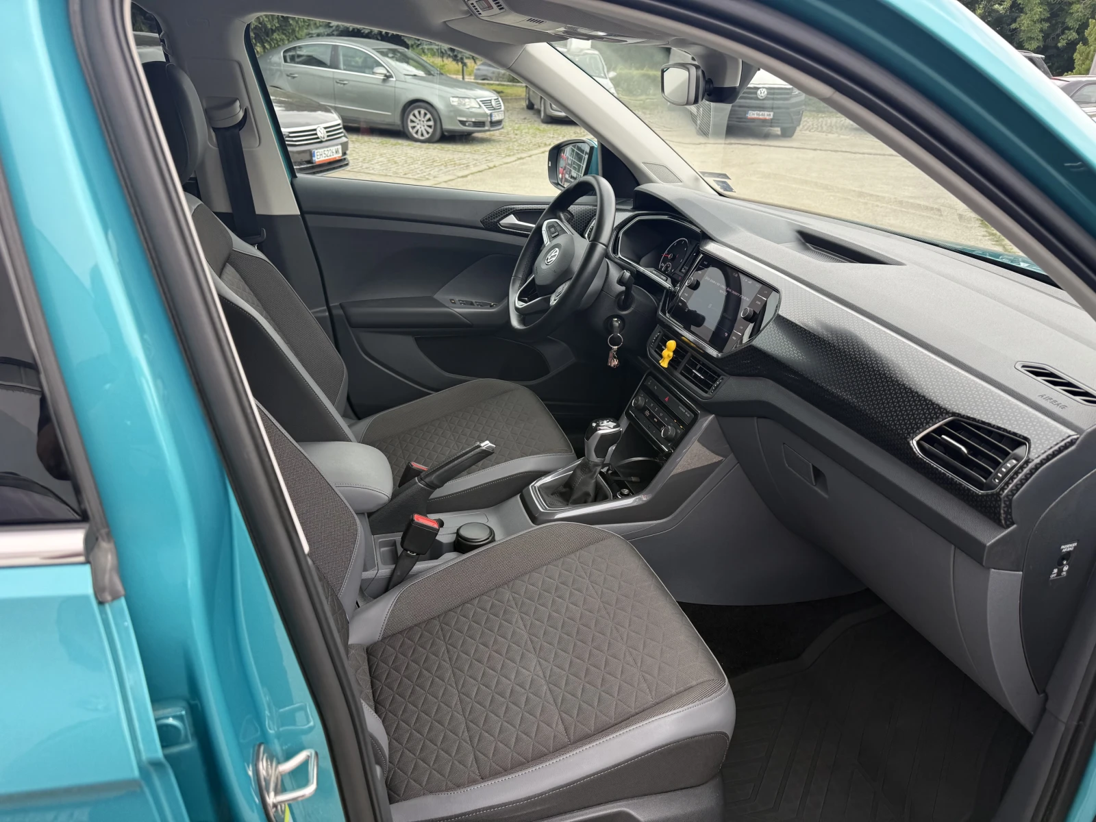 VW T-Cross Style 1, 6 TDI 95 k.c DSG, снимка 10 - Автомобили и джипове - 54845453