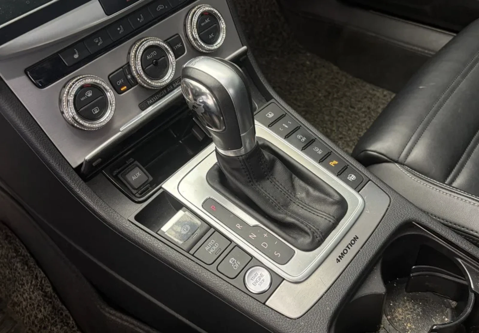 VW CC 2.0 TDI 4MOTION / R-LINE / ABT / ПАНОРАМА, снимка 15 - Автомобили и джипове - 54856707