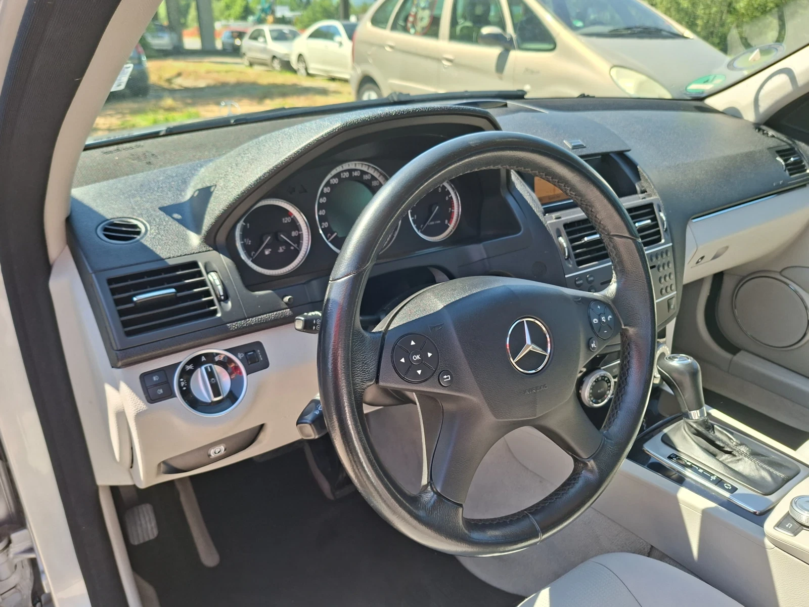 Mercedes-Benz C 180 1.8CGI, снимка 15 - Автомобили и джипове - 54877254