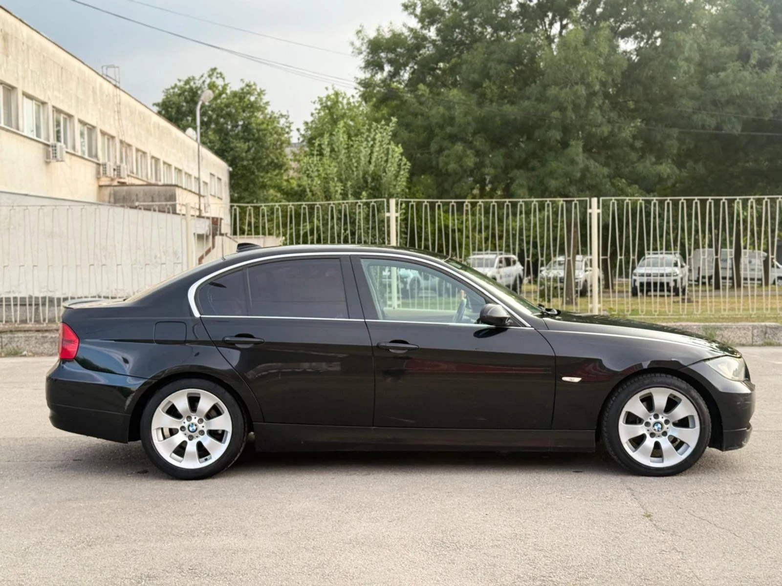 BMW 320 320i/150ps/ГАЗ/БЕНЗИН/КЛИМАТРОНИК/ОБСЛУЖЕНА , снимка 8 - Автомобили и джипове - 55124963