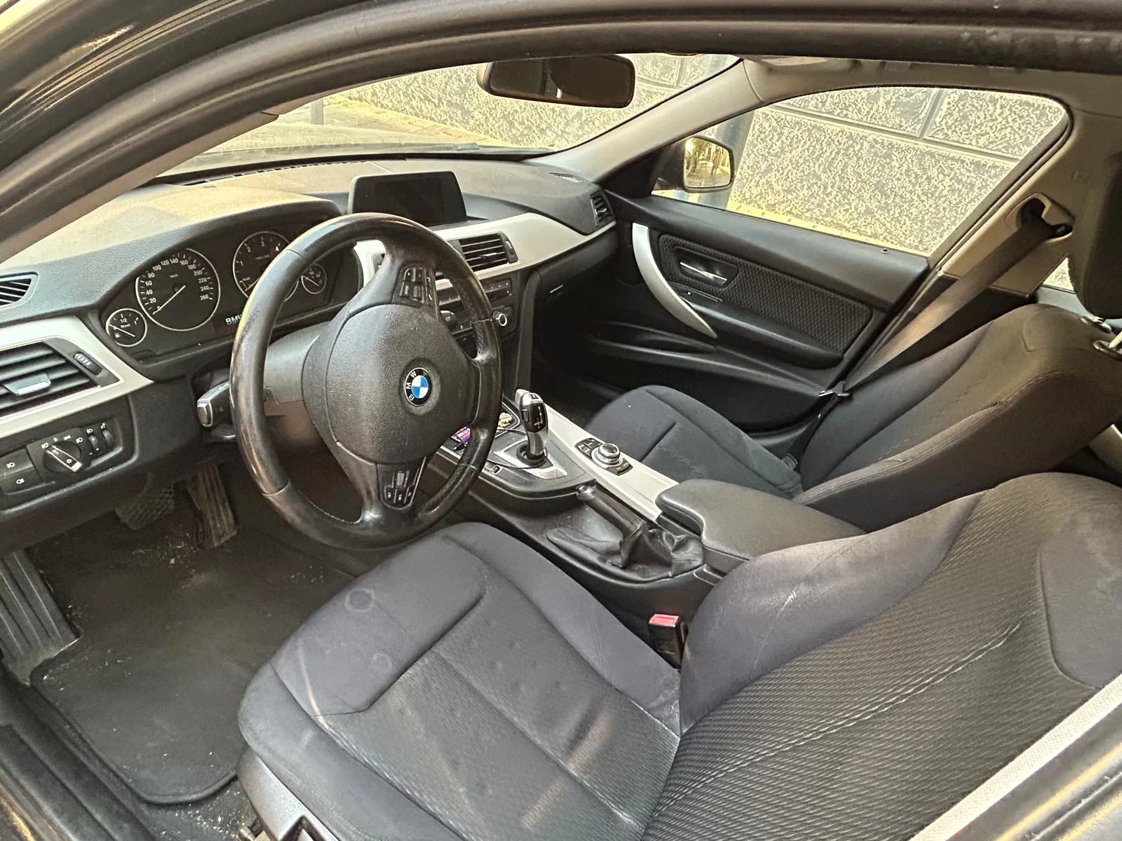 BMW 318, снимка 6 - Автомобили и джипове - 55372639