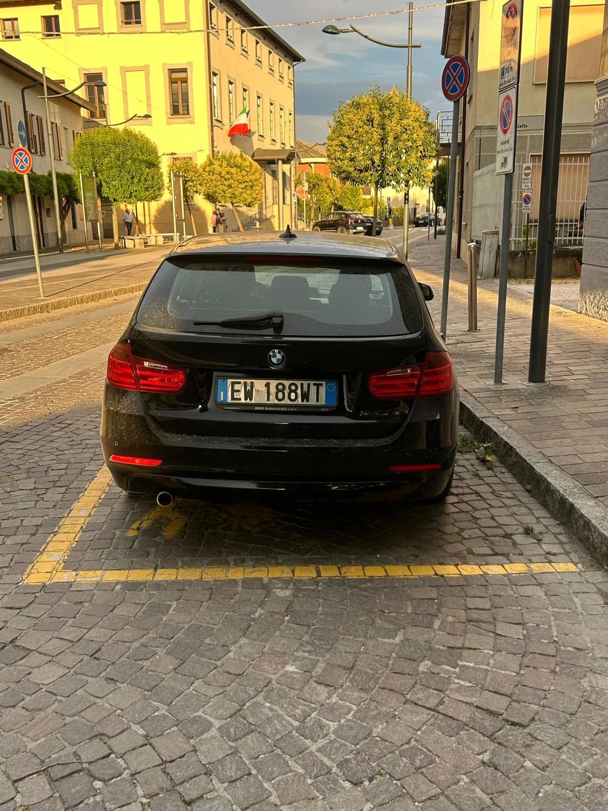 BMW 318, снимка 5 - Автомобили и джипове - 55372639