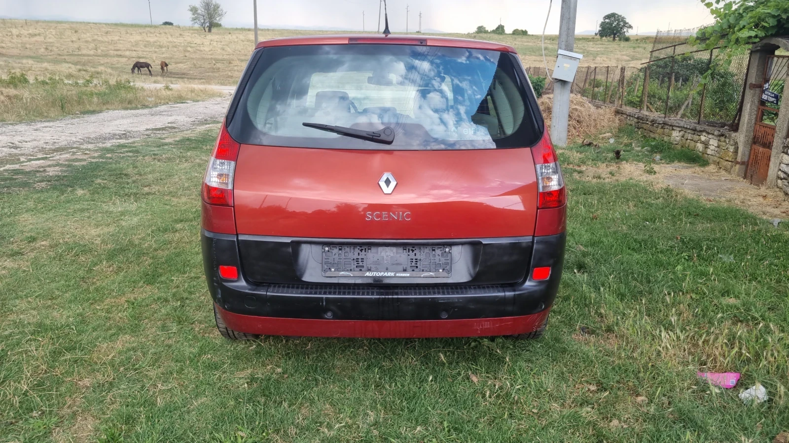 Renault Scenic, снимка 6 - Автомобили и джипове - 55437317