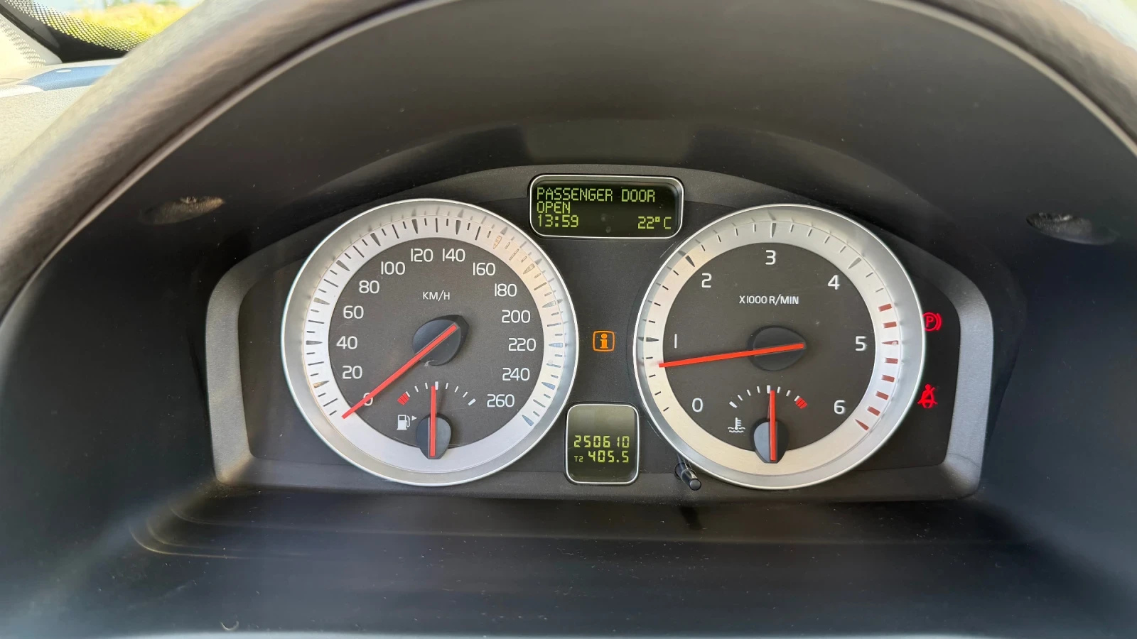 Volvo C70 D3, снимка 13 - Автомобили и джипове - 55510109