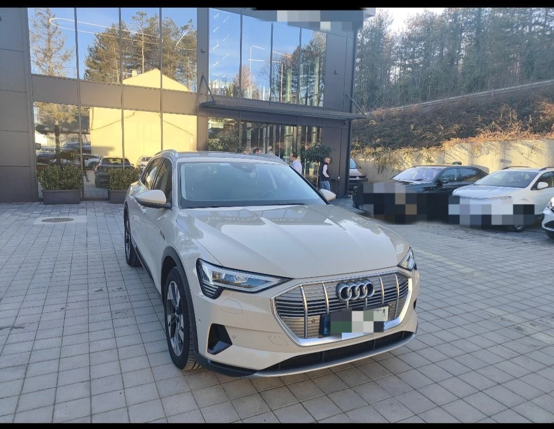Audi E-Tron 50, снимка 3 - Автомобили и джипове - 55600848