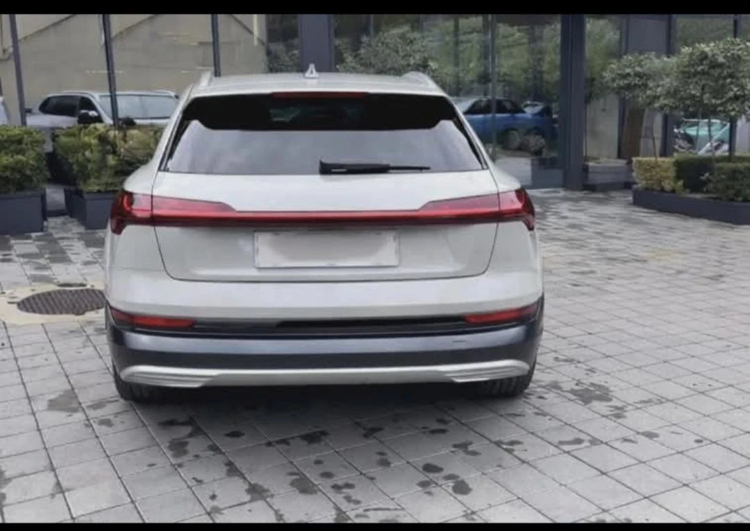 Audi E-Tron 50, снимка 2 - Автомобили и джипове - 55600848