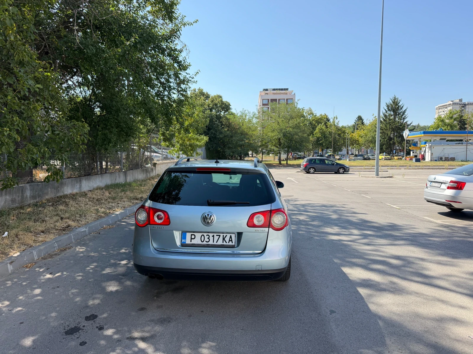 VW Passat 2.0 140 DSG, снимка 6 - Автомобили и джипове - 55661421