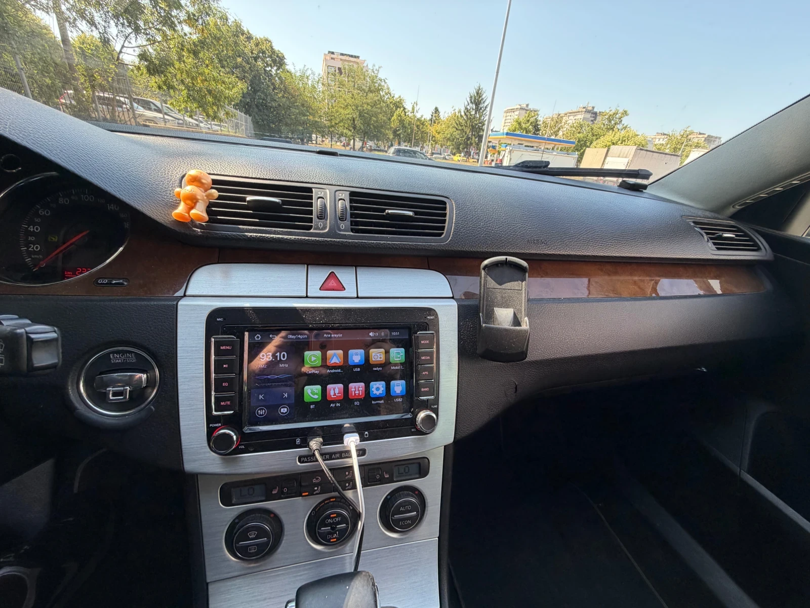 VW Passat 2.0 140 DSG, снимка 12 - Автомобили и джипове - 55661421