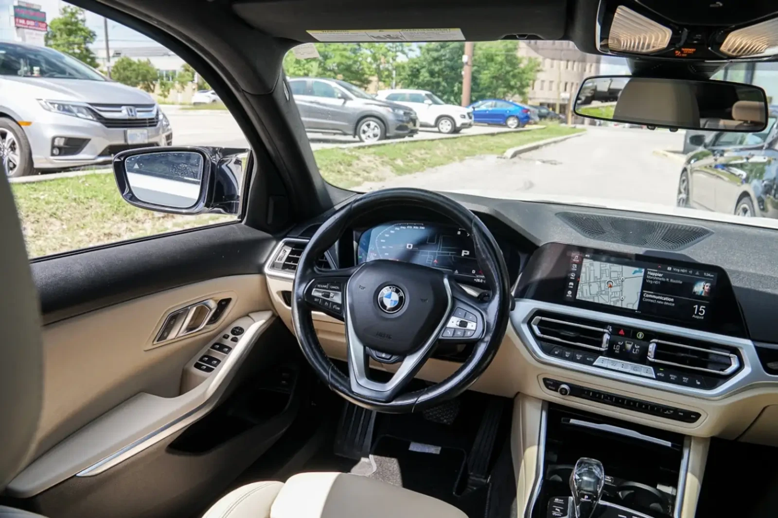 BMW 330 Xi* М-Pack* Distr* Пано* Carplay* Без Инциденти, снимка 6 - Автомобили и джипове - 55889175