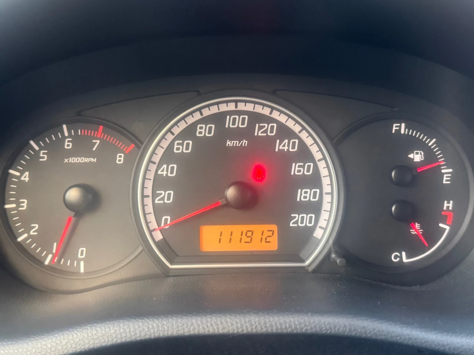 Suzuki Swift, снимка 11 - Автомобили и джипове - 55931464