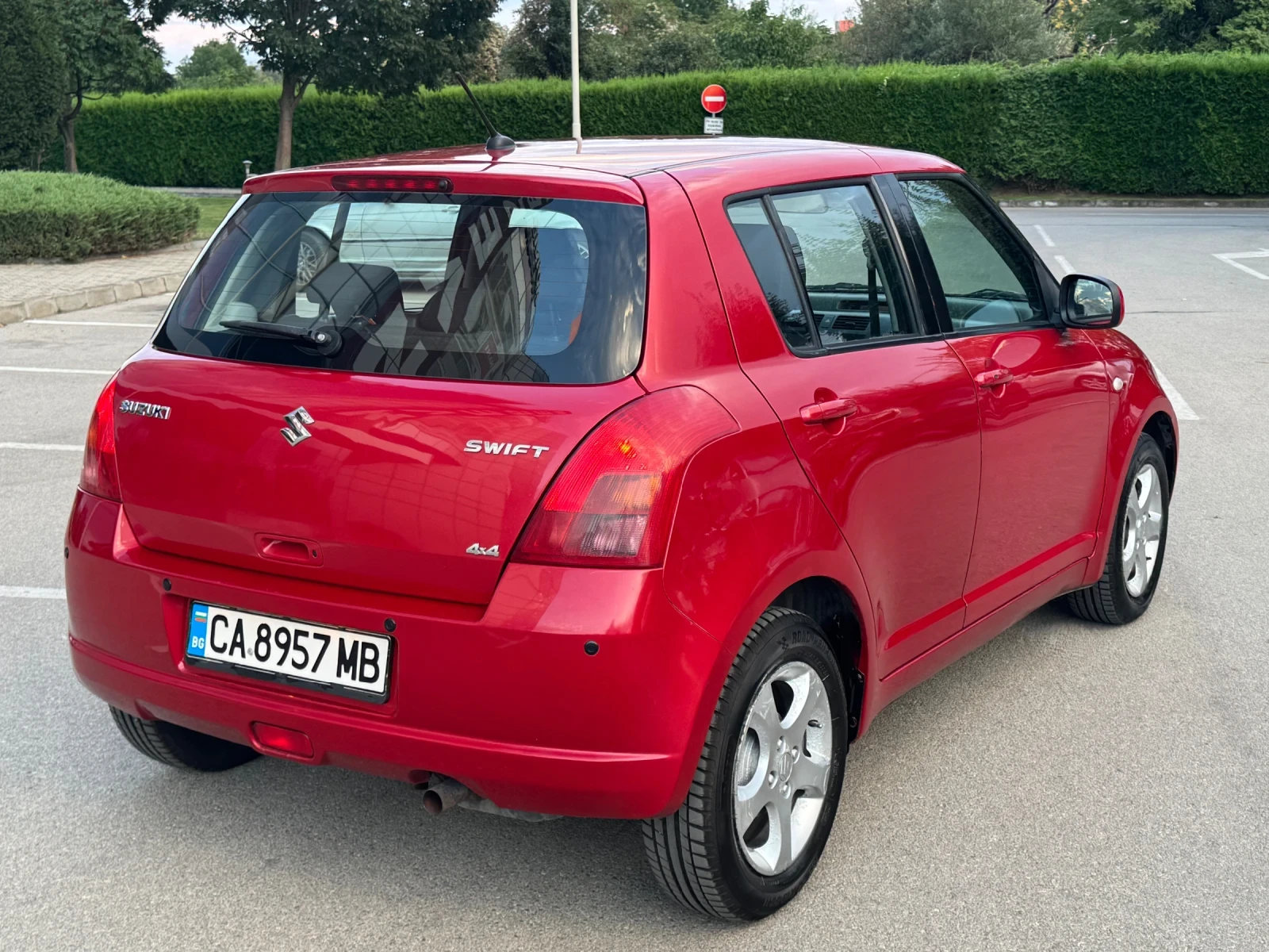 Suzuki Swift, снимка 2 - Автомобили и джипове - 55931464