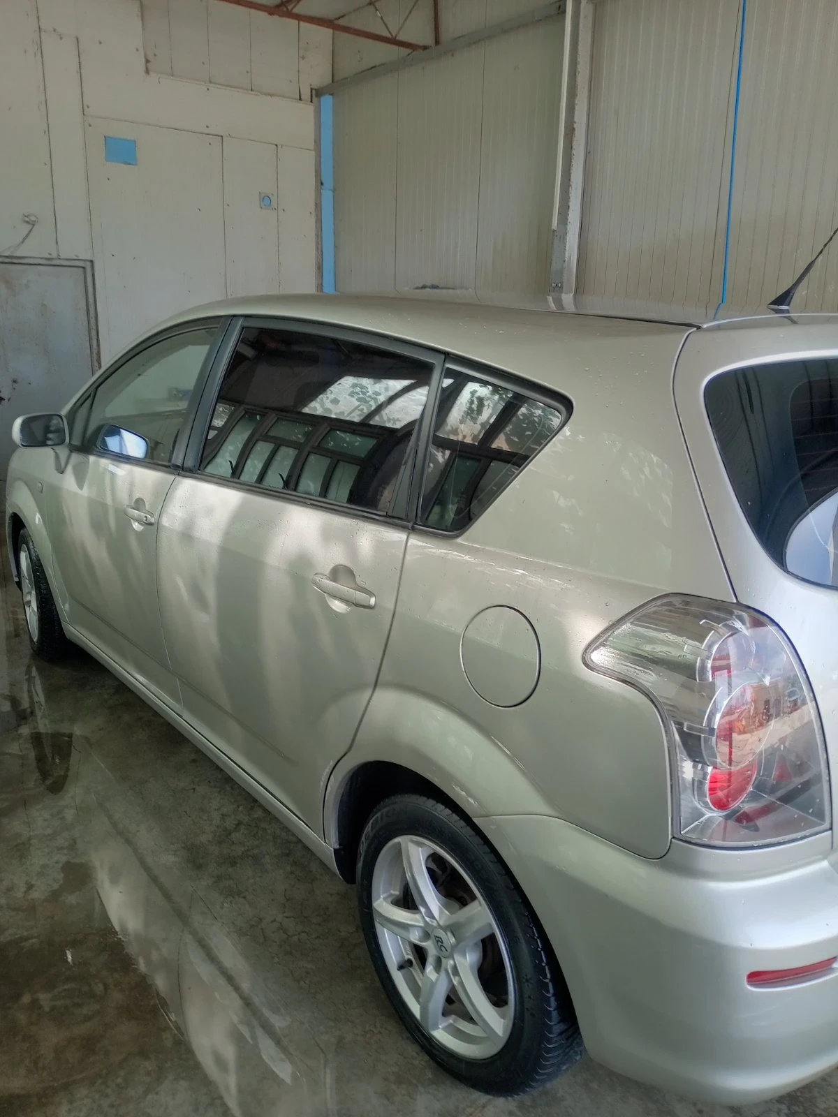 Toyota Corolla verso, снимка 3 - Автомобили и джипове - 56224504