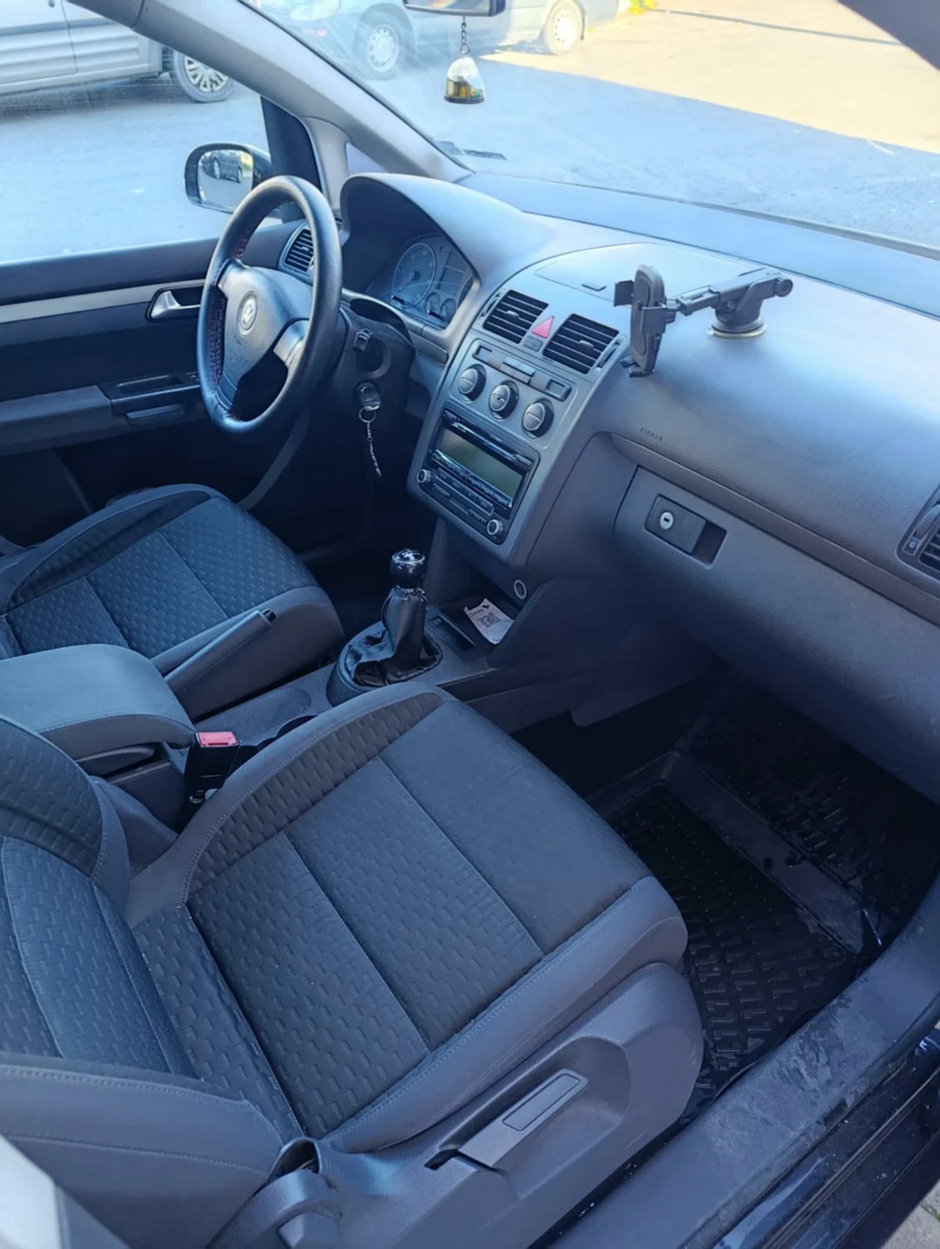 VW Touran 2.0 | Mobile.bg � ����������� 2