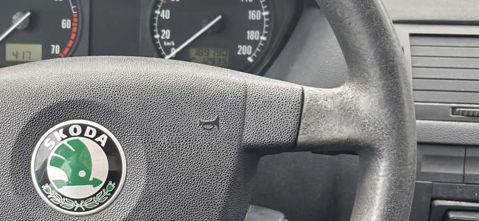 Skoda Fabia 1.2 бензин, снимка 7 - Автомобили и джипове - 56551021