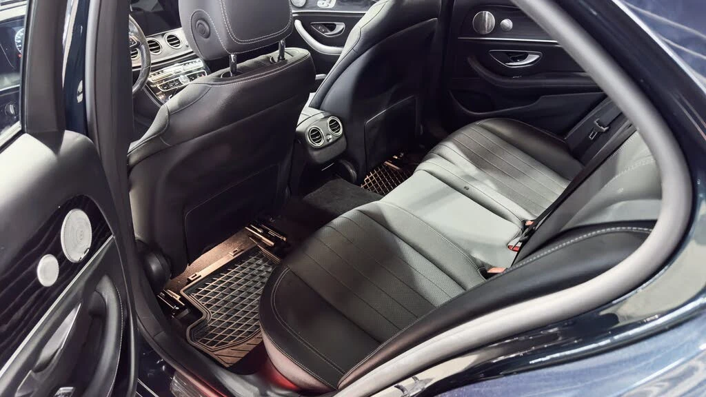 Mercedes-Benz E 300 4MATIC AMG LINE DIGITAL * FULL EXTRAS*  | Mobile.bg � ����������� 12