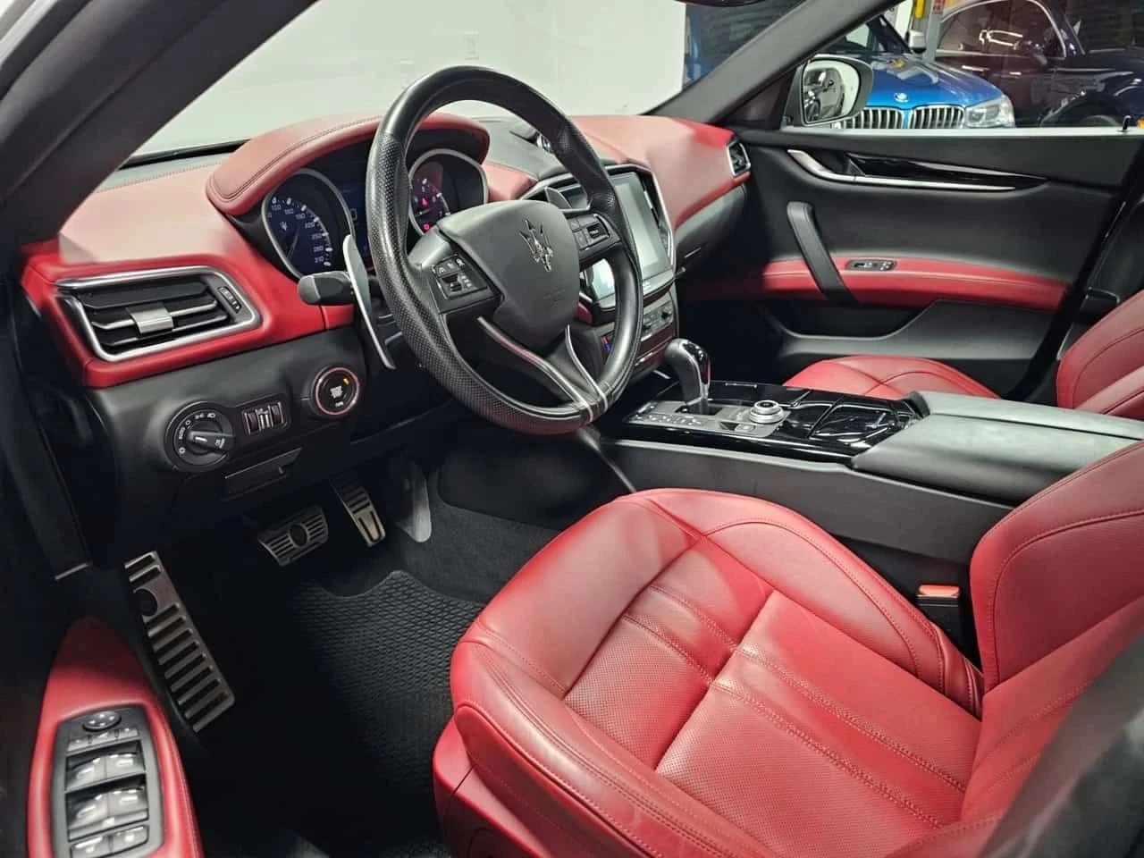 Maserati Ghibli, снимка 5 - Автомобили и джипове - 56707766