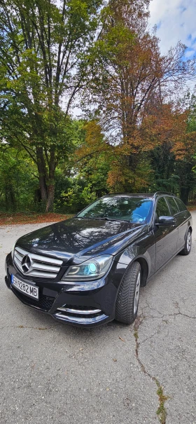 Mercedes-Benz C 220, снимка 2