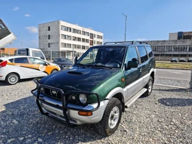 ������ Nissan Terrano