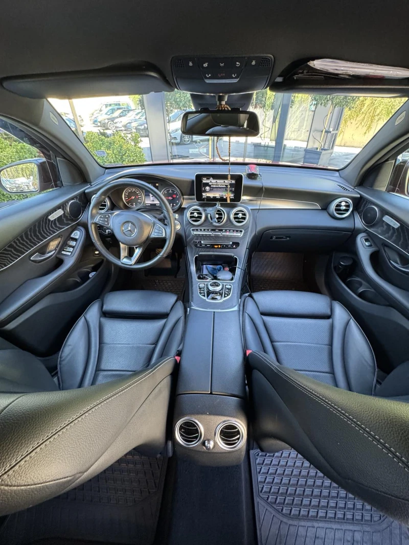 Mercedes-Benz GLC 250 D 4 MATIC, снимка 13 - Автомобили и джипове - 51594392