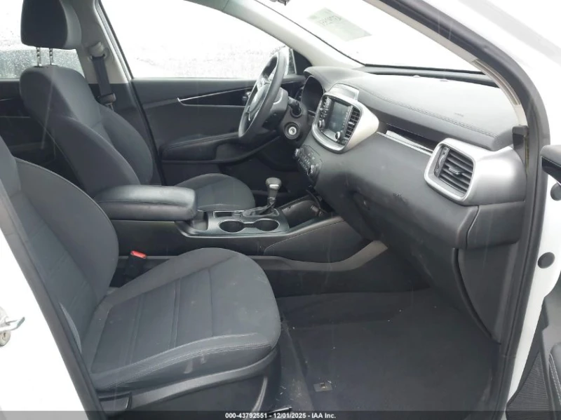 Kia Sorento LX, снимка 5 - Автомобили и джипове - 53309720