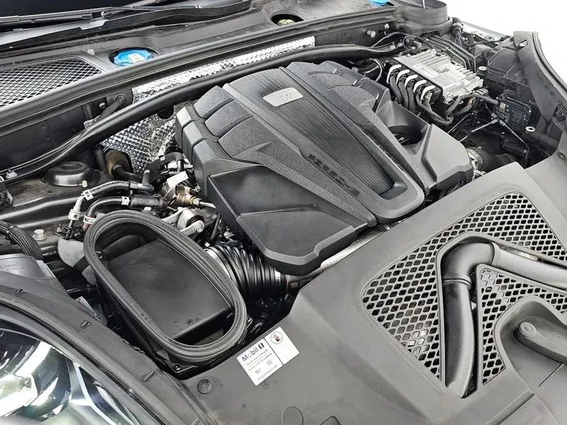 Porsche Macan, снимка 6 - Автомобили и джипове - 56711739