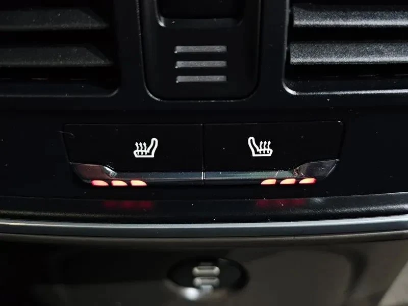 Porsche Macan, снимка 15 - Автомобили и джипове - 56711739