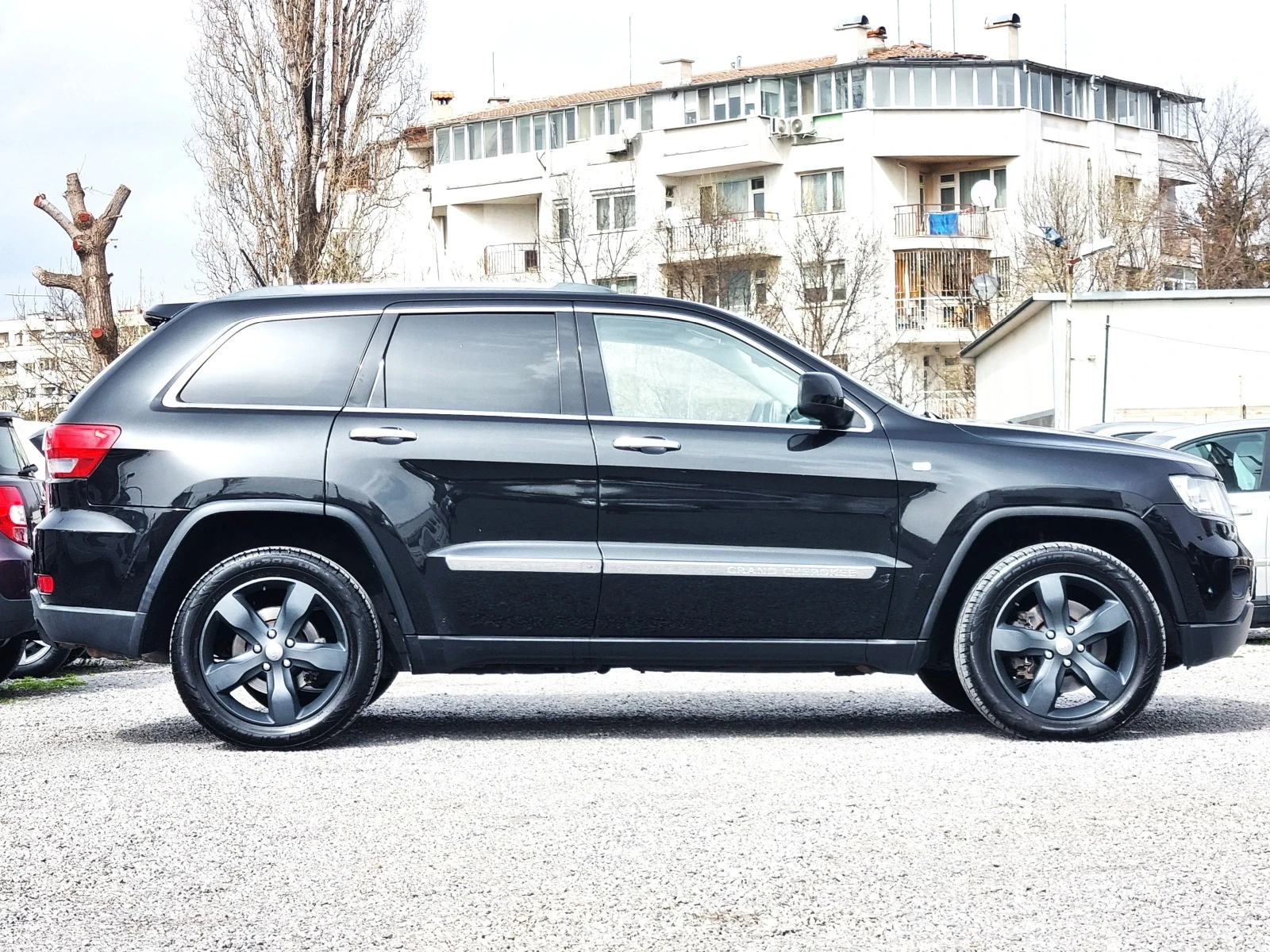 Jeep Grand cherokee OVERLAND - изображение 4