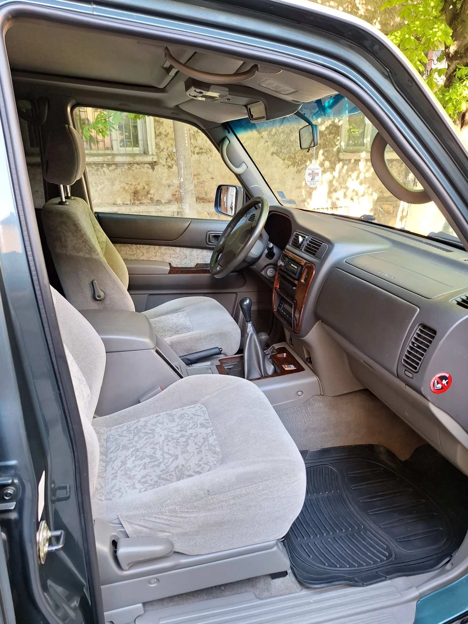 Nissan Patrol Y61 - изображение 7