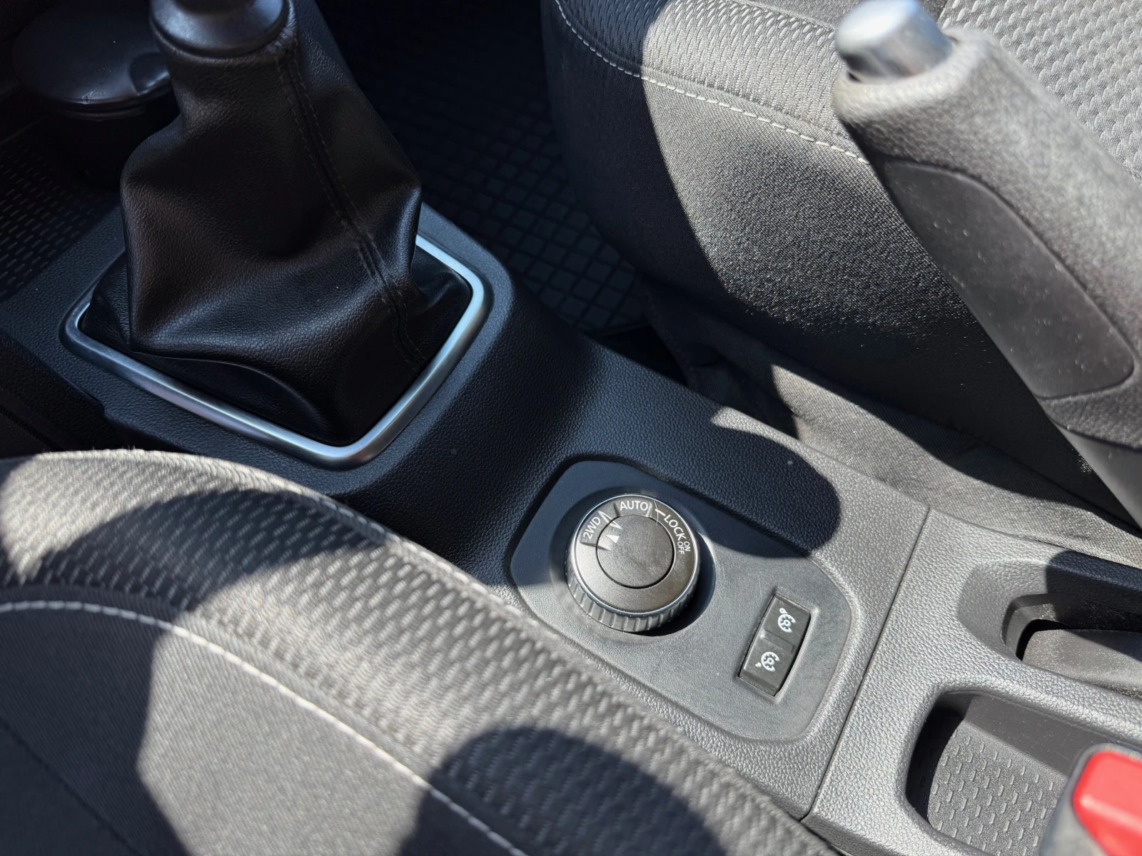 Dacia Duster 1.5dci 4WD.. | Mobile.bg   12