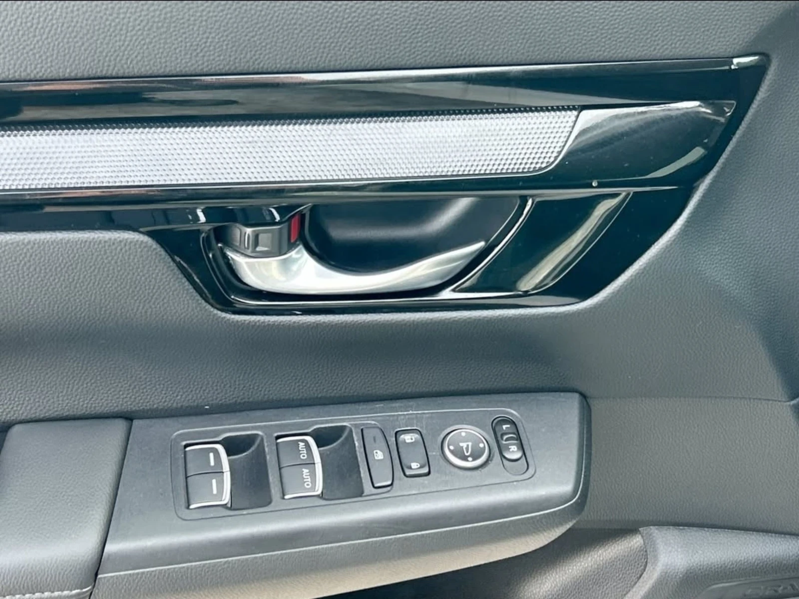 Honda Cr-v 2023/������/4�4/���/remote start/Carplay/���� ���� | Mobile.bg � ����������� 8