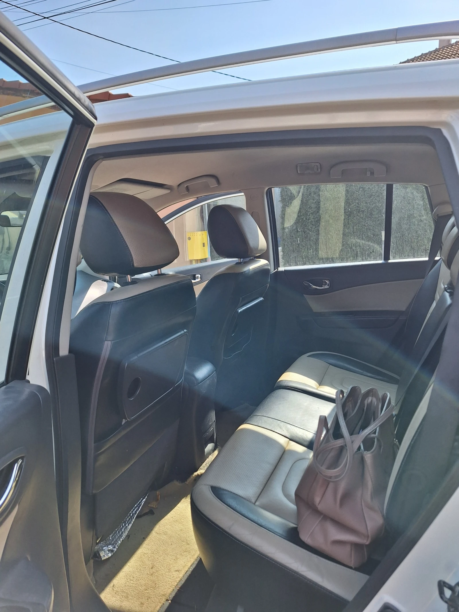 Renault Koleos, снимка 6 - Автомобили и джипове - 53755660