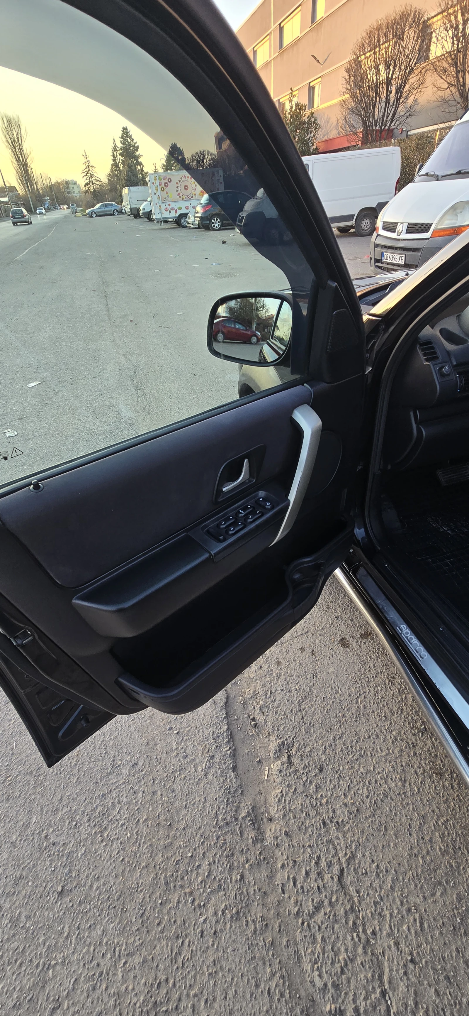 Land Rover Freelander 2.0 td4, снимка 8 - Автомобили и джипове - 53817664