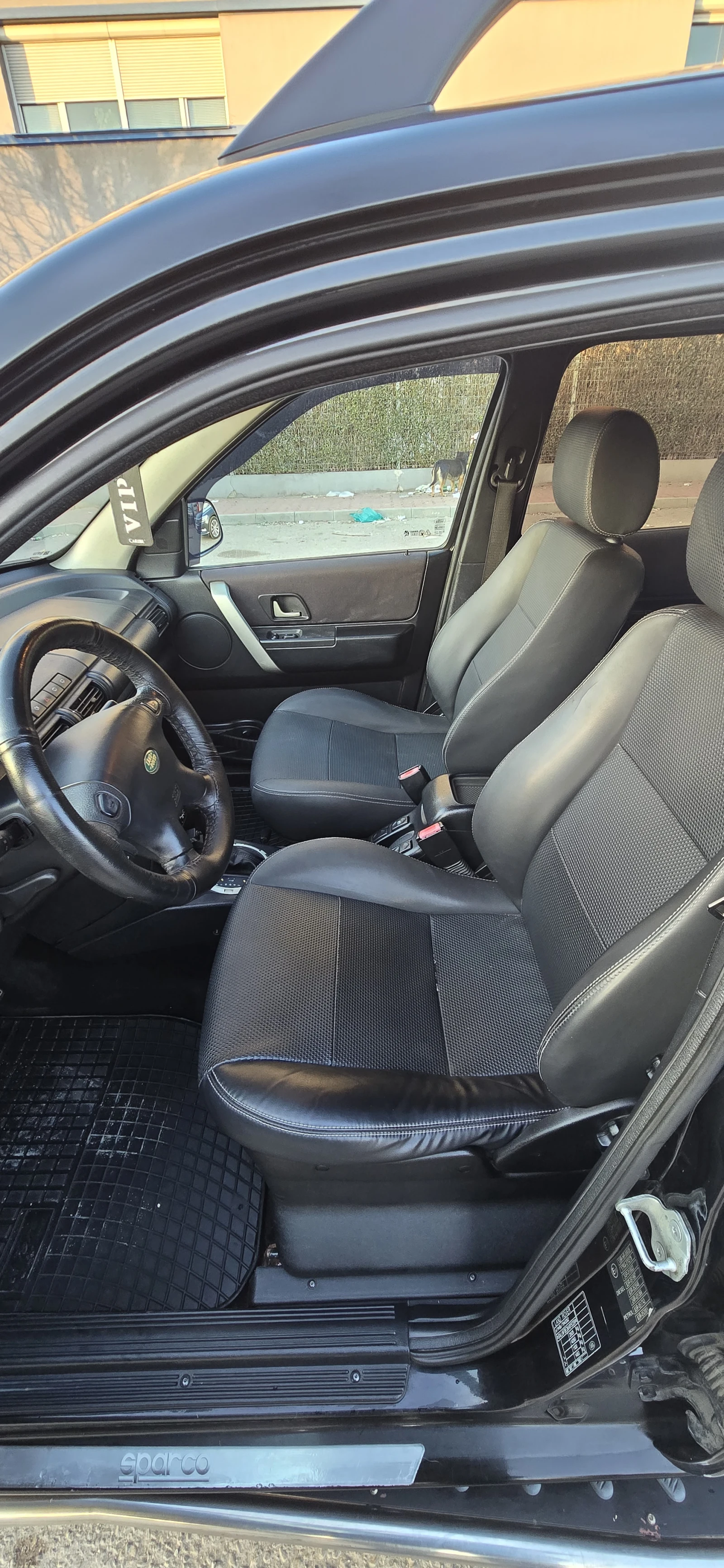 Land Rover Freelander 2.0 td4, снимка 9 - Автомобили и джипове - 53817664