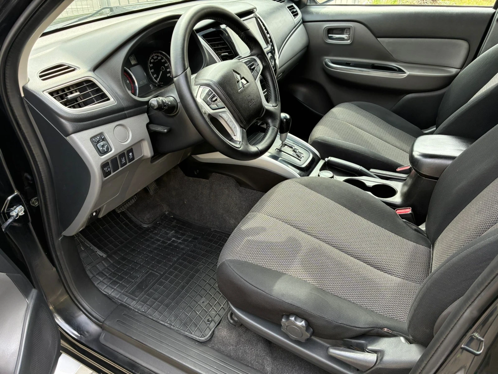 Mitsubishi L200 2.5* ИТАЛИЯ* , снимка 8 - Автомобили и джипове - 54225032