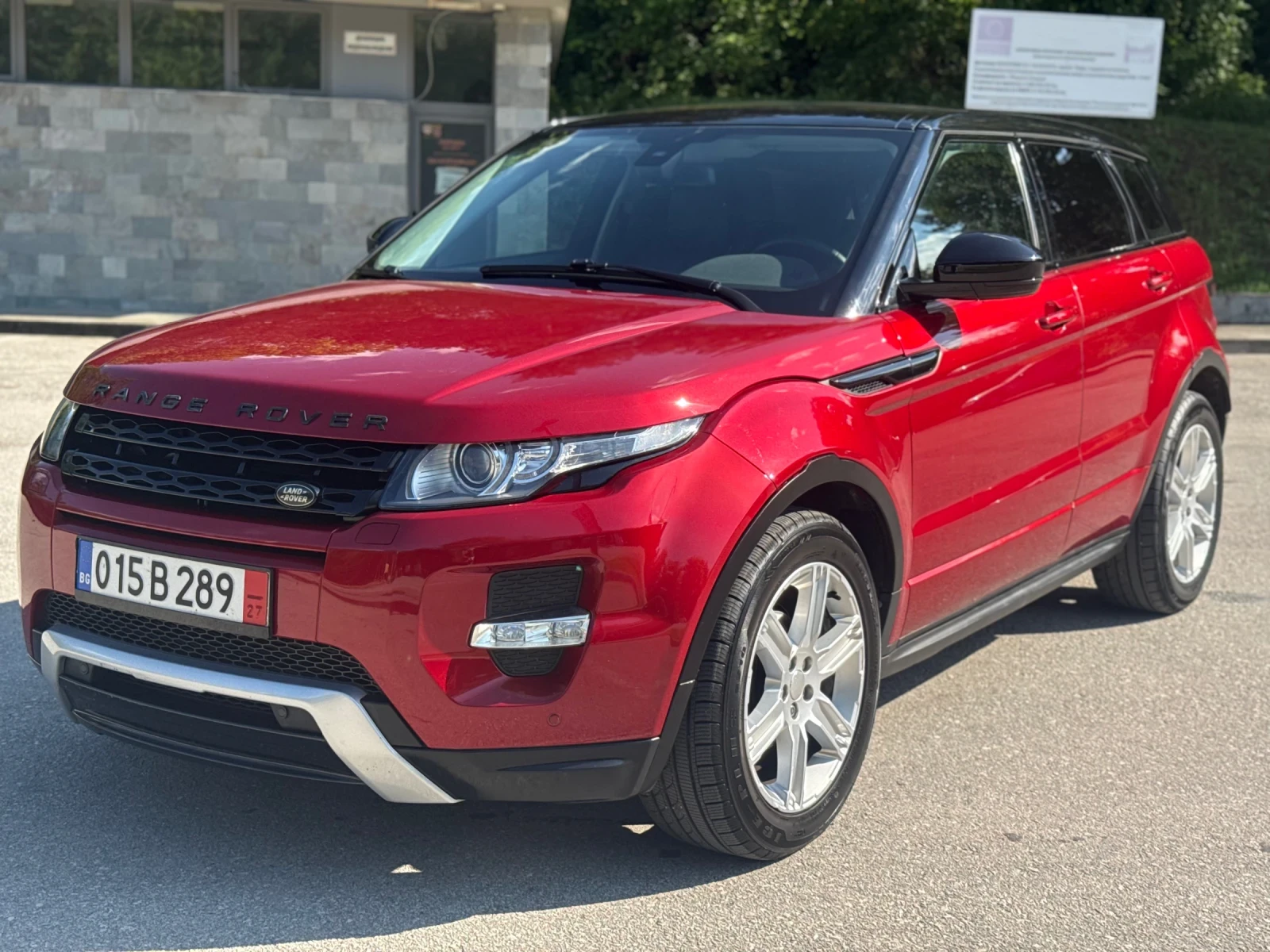 Land Rover Range Rover Evoque 2.2 150 k.c 4x4 Full DYNAMIC, снимка 2 - Автомобили и джипове - 54493072