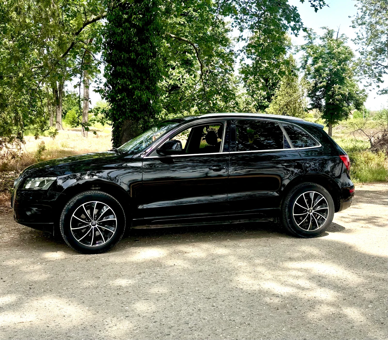 Audi Q5 170k ръчка 4х4, снимка 5 - Автомобили и джипове - 54529925