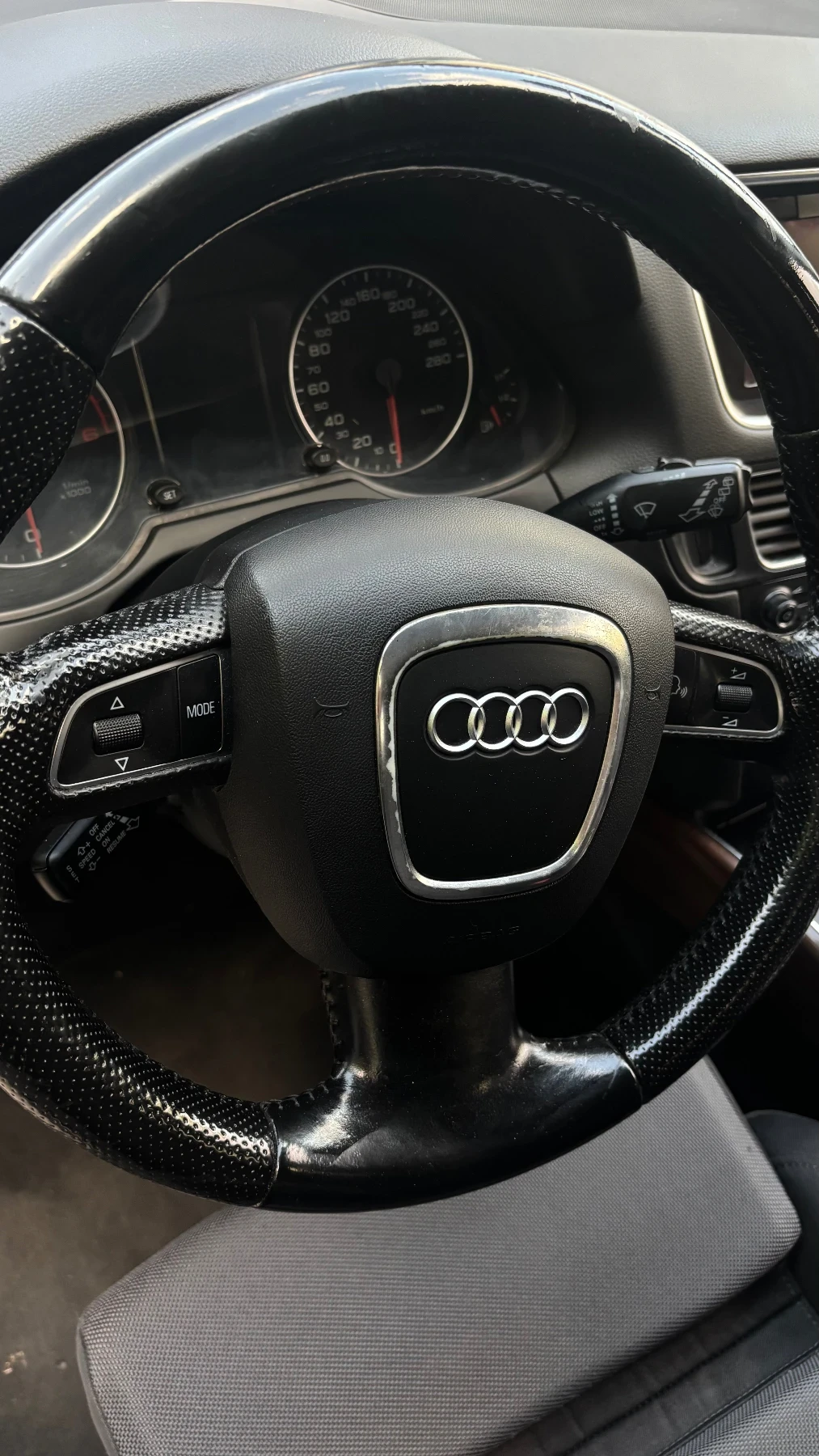 Audi Q5 170k ръчка 4х4, снимка 17 - Автомобили и джипове - 54529925