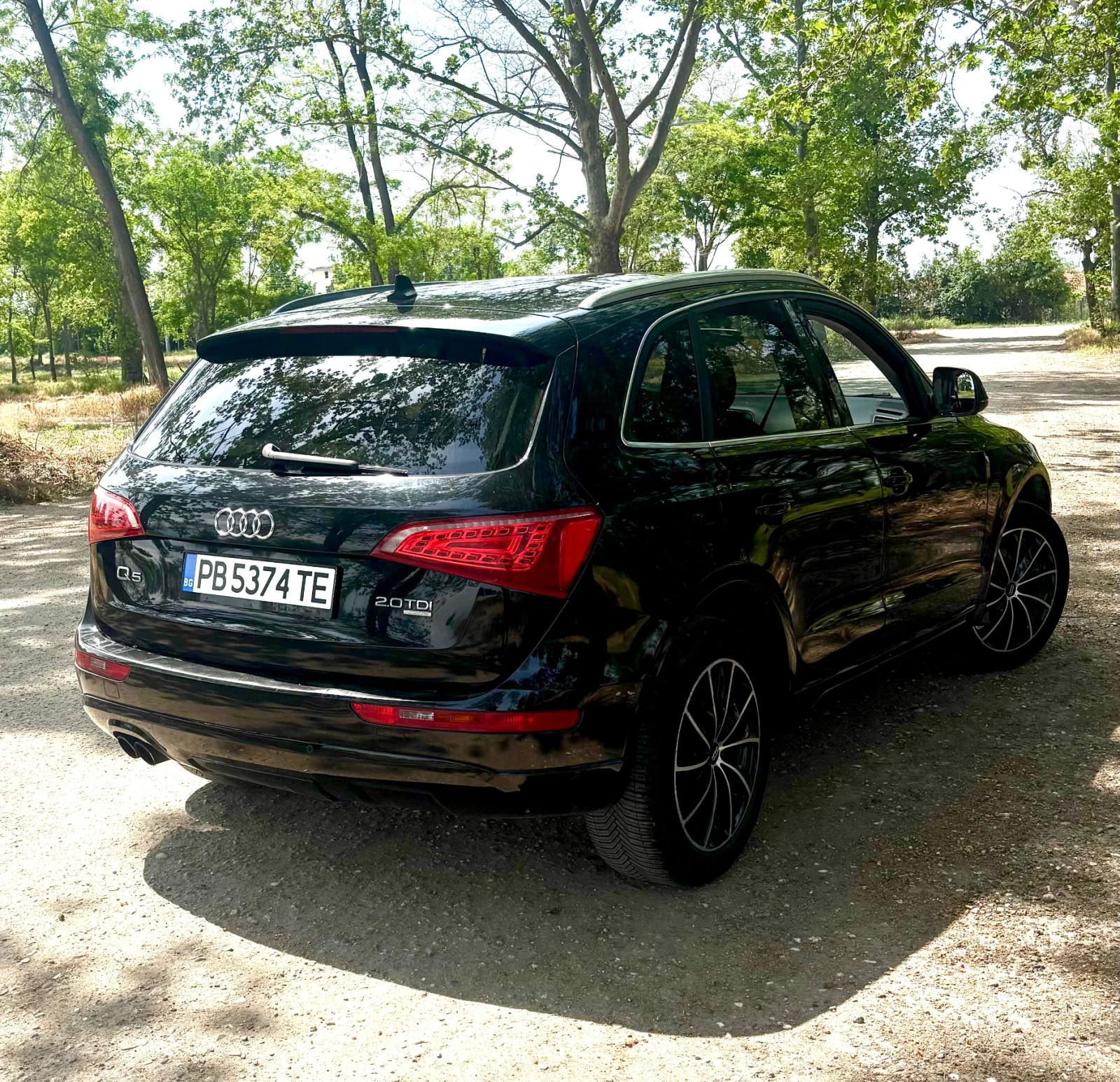 Audi Q5 170k ръчка 4х4, снимка 3 - Автомобили и джипове - 54529925